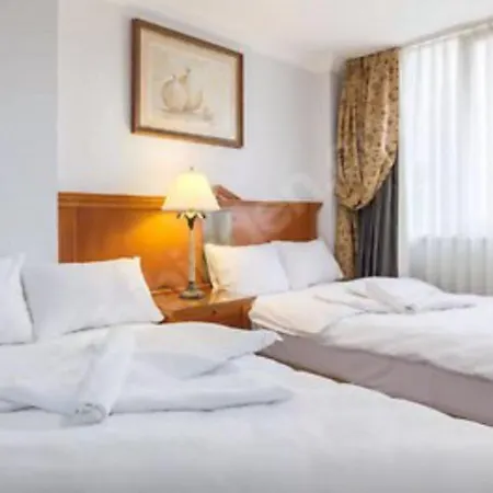 Arapzade Apart アパートホテル